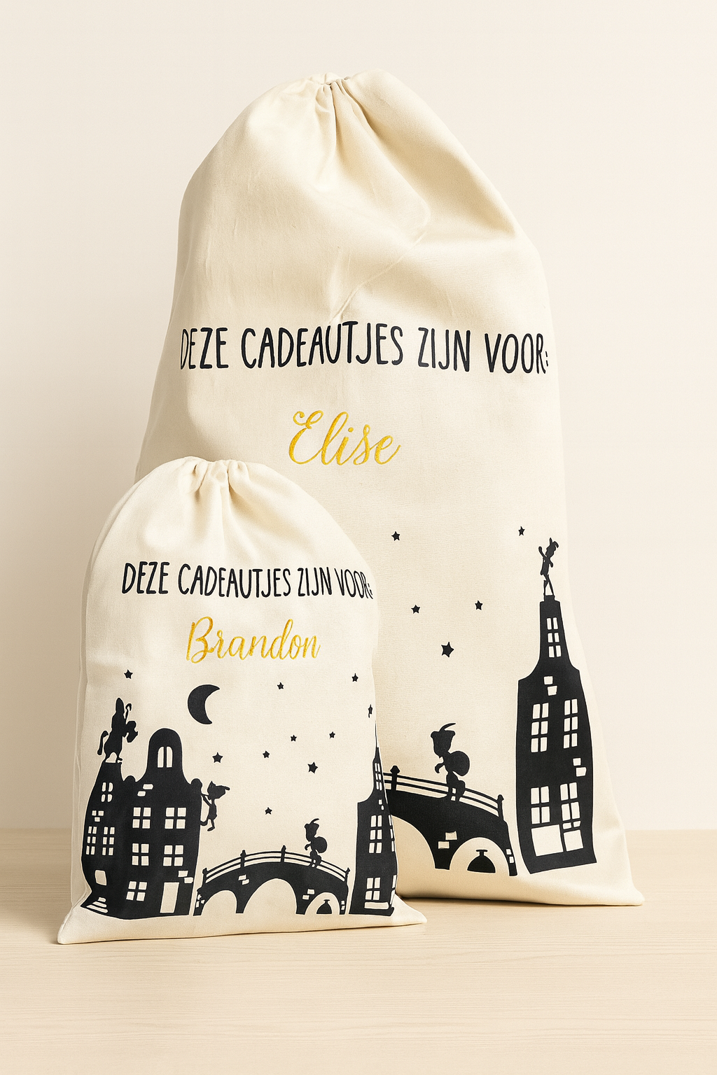 Bundel Sinterklaaszakken met naam – L + XL – 100% katoen – herbruikbaar