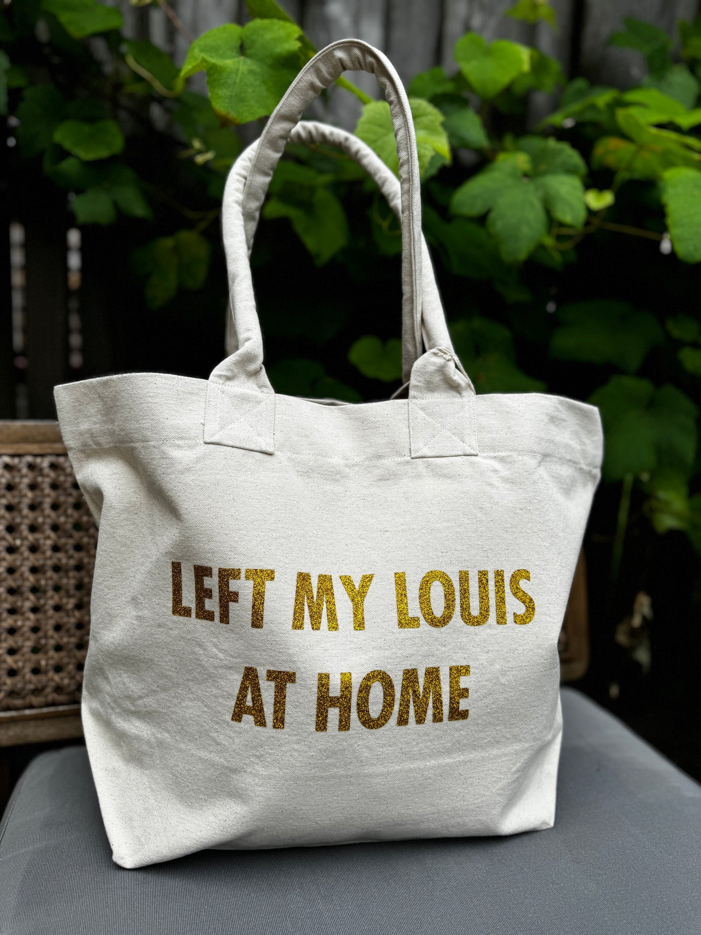 Tas | Left my Louis at home